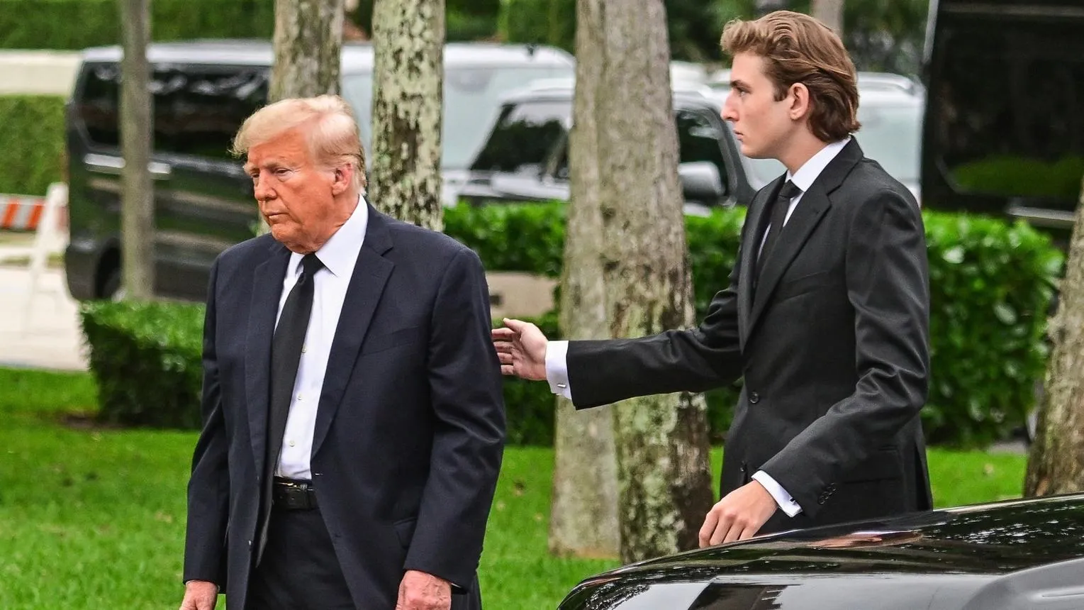 how tall is barron trump height disease