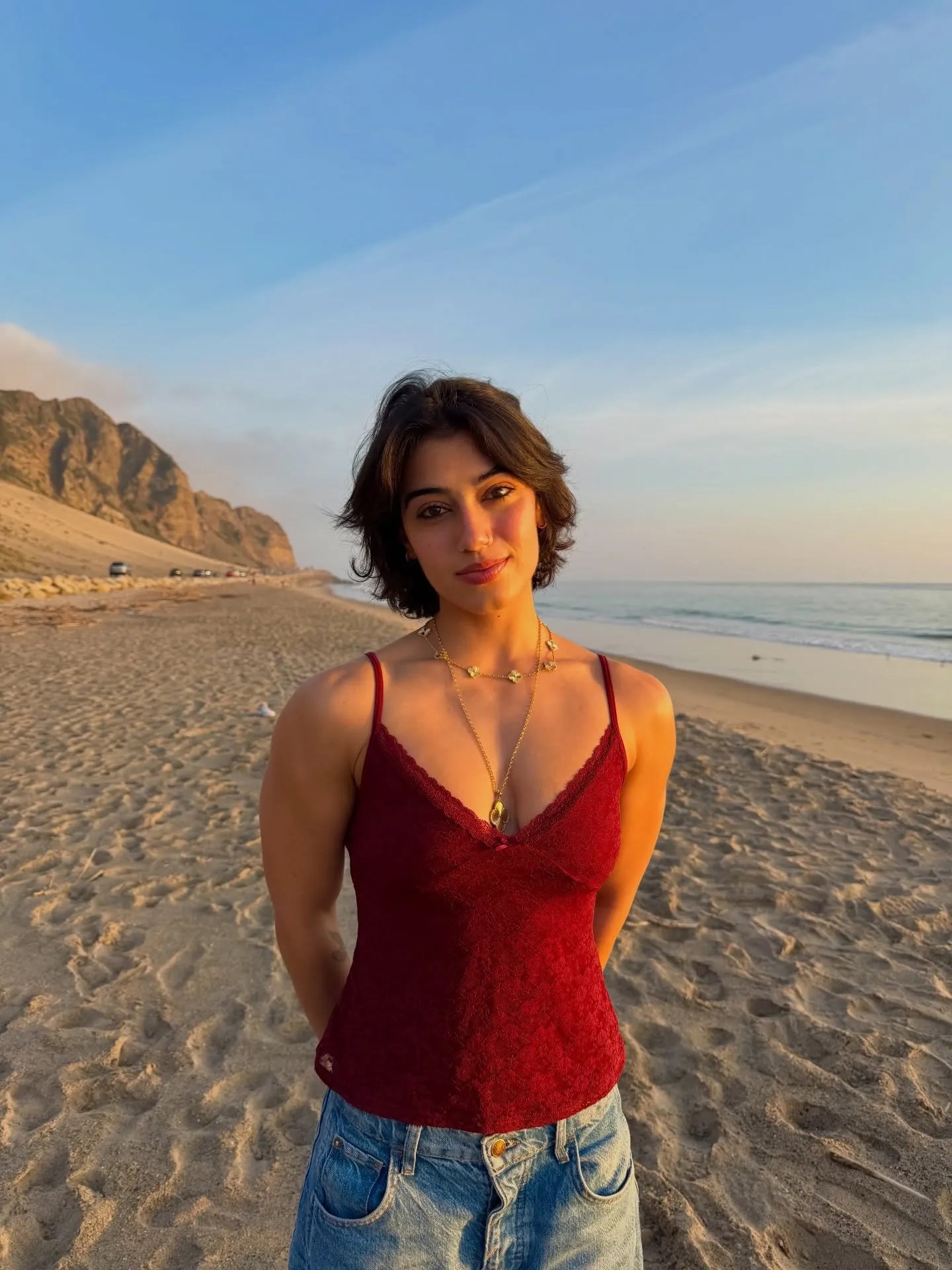 what is sara saffari ethnicity